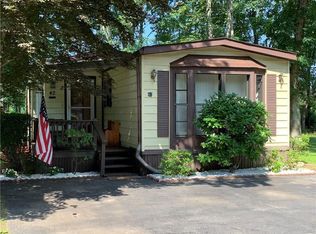 42 Leisure Way, Coventry, RI 02816