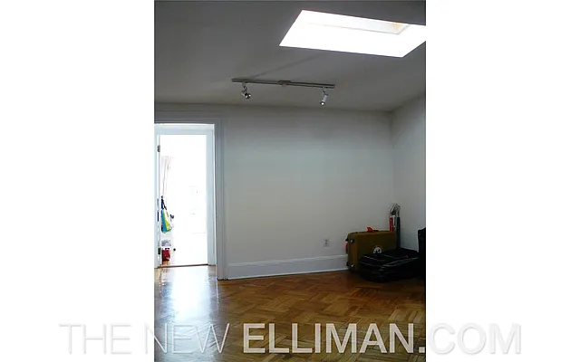 Rented by Douglas Elliman | media 32