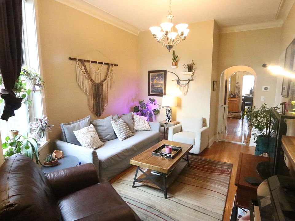 1st image of 4127 N Ashland Ave #1