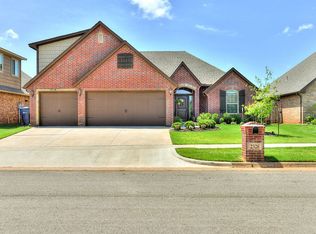 2328 NW 156th St, Edmond, OK 73013