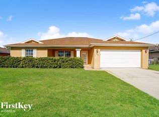 2802 27th St SW, Lehigh Acres, FL 33976