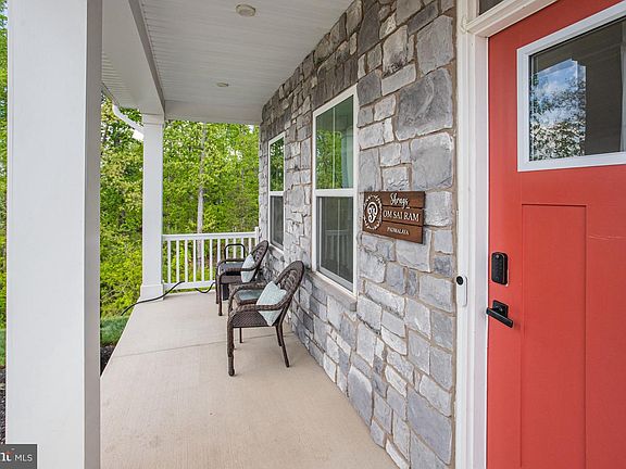 4th image of 7464 Port Tavern Ct
