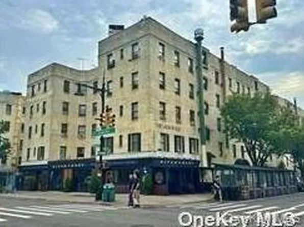 21-05 33 Street #5F, Astoria, NY 11101