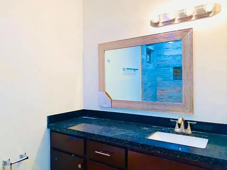 1606 Bilbao Dr — Photo 10