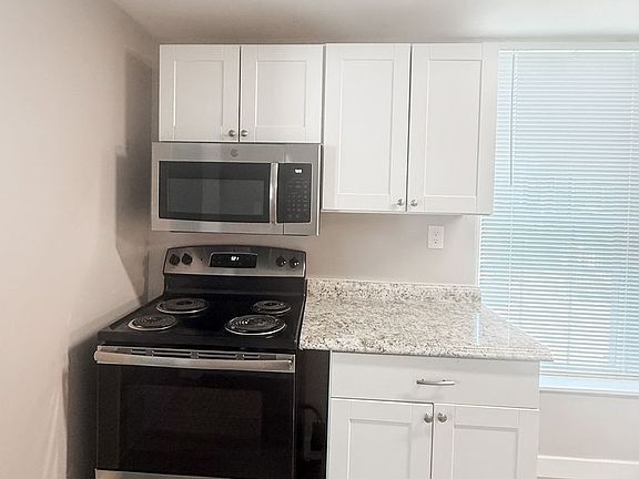 5th image of 838 N 4th Ave APT A