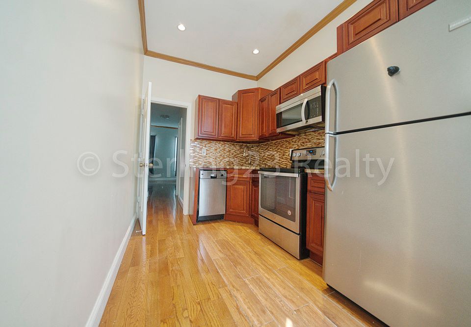 1st image of 30-43 12th St #2L