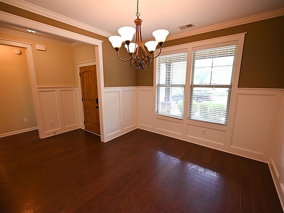 5th image of 2050 Covey Dr