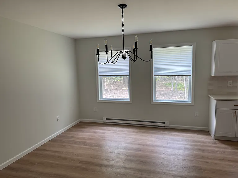 125 Cobblestone Dr — Photo 6