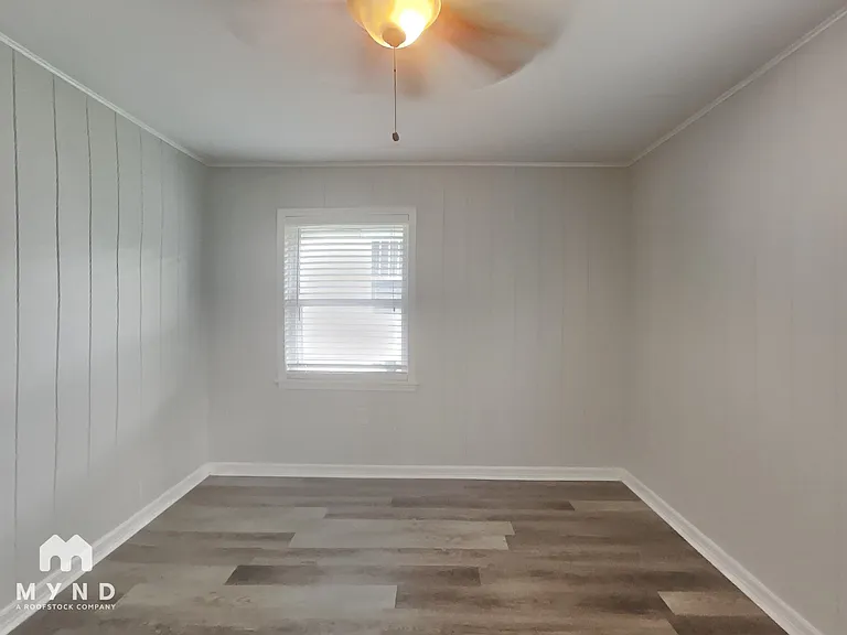 510 9th Ave — Photo 8