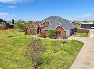 11210 Country Ridge Ln, Forney, TX 75126