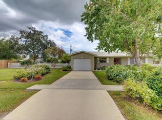 1879 SE Madison St, Stuart, FL 34997