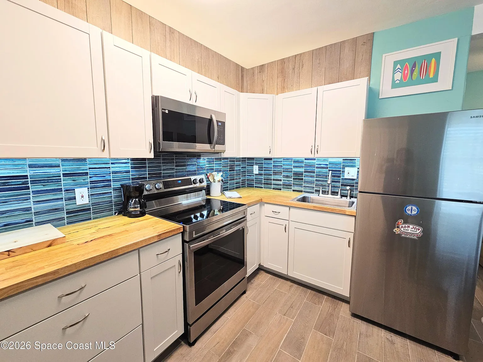 490 S Orlando Ave — Photo 2