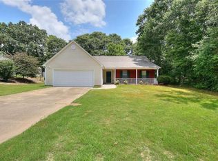 4160 Janel Ln, Loganville, GA 30052