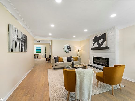 5th image of 4179 Leona Dr