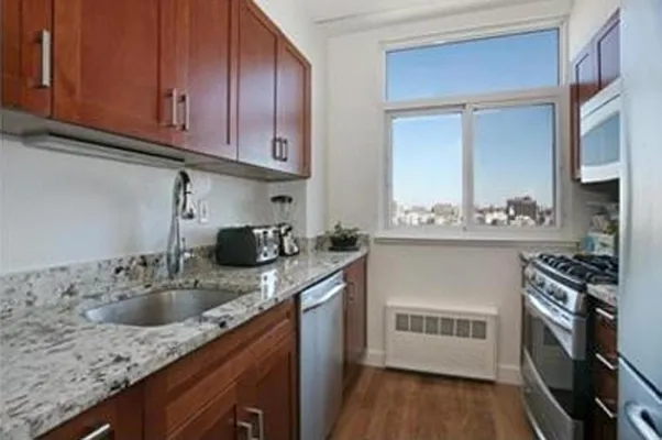 Rented by Citi Habitats | media 16