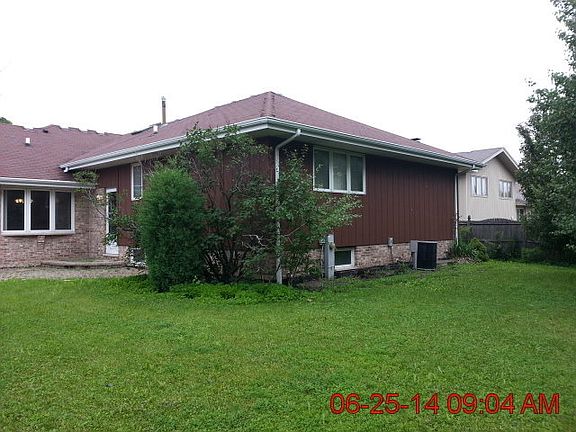 5th image of 15237 Rosarie Dr