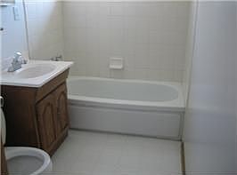 5th image of 77 Los Cerritos Dr