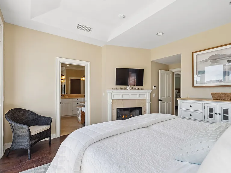 705 Goldenrod Ave — Photo 14