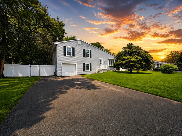 725 Birmingham Ave, Toms River, NJ 08757