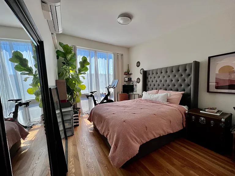 3801 W Fullerton Ave — Photo 9