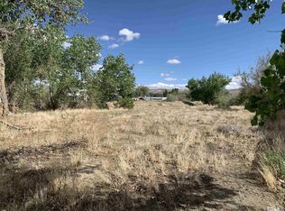 698 Jennys Ln, Fernley, NV