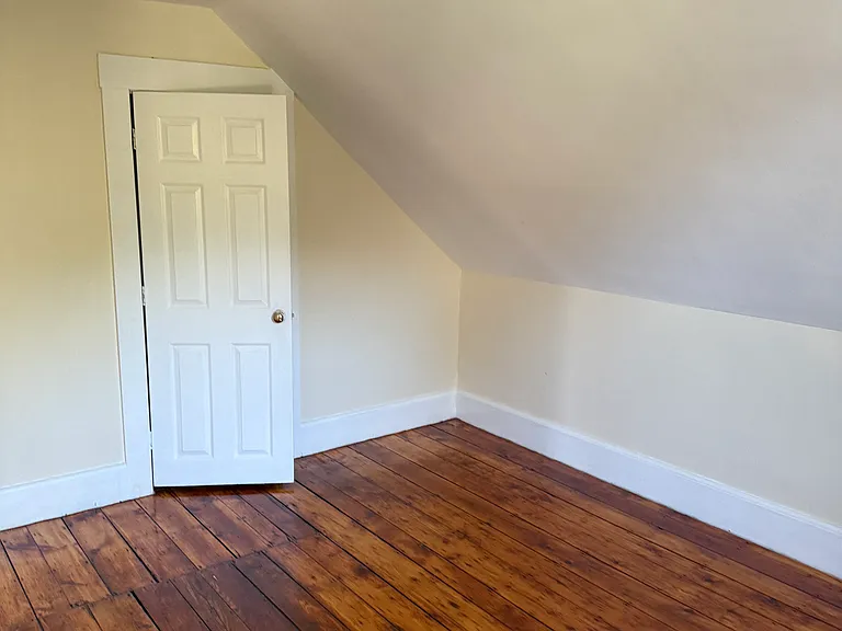35 Chase St #3 — Photo 6