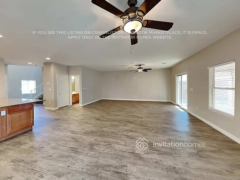10891 Vestone St — Photo 6