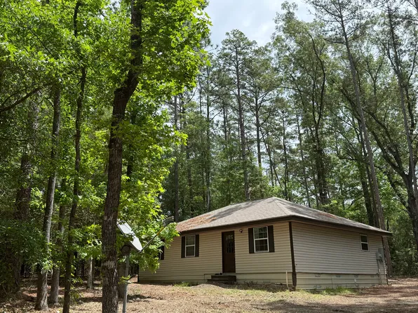 149 Drowsy Ln, Brookeland, TX 75931