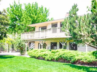 6070 W Hill Rd, Boise, ID 83703