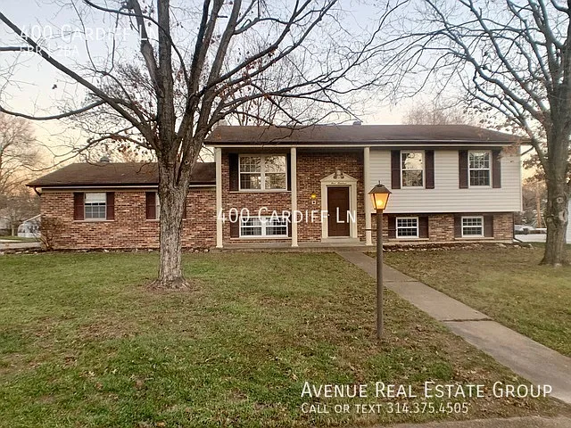 400 Cardiff Ln photo 1