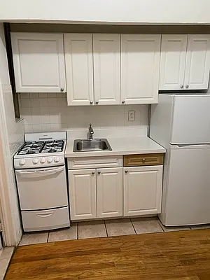 Rented by Sandra Greer Real Estate | media 11