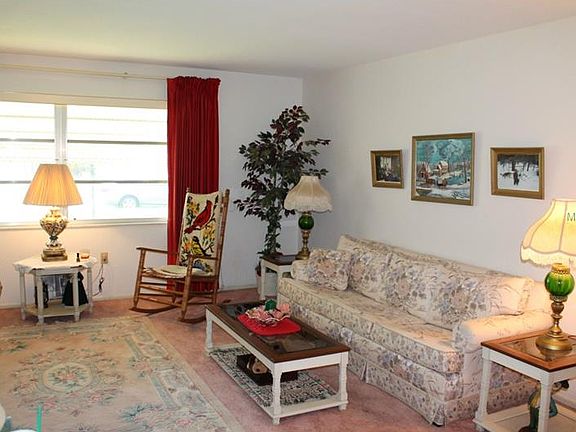 3rd image of 3309 Parkway Pl
