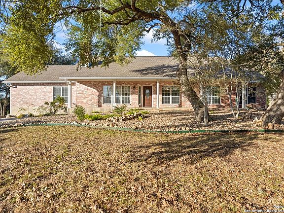 2nd image of 164 Paloma Drive