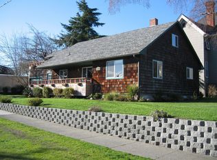 906 Blaine St, Port Townsend, WA 98368