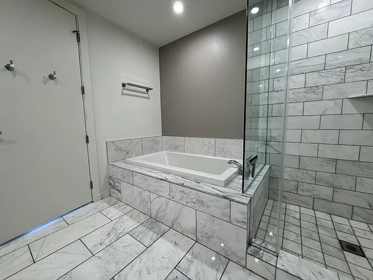 4471 Dean Martin Dr #1006 — Photo 15