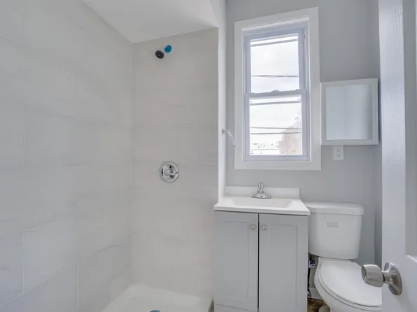 678 Liberty Avenue image 15 of 19