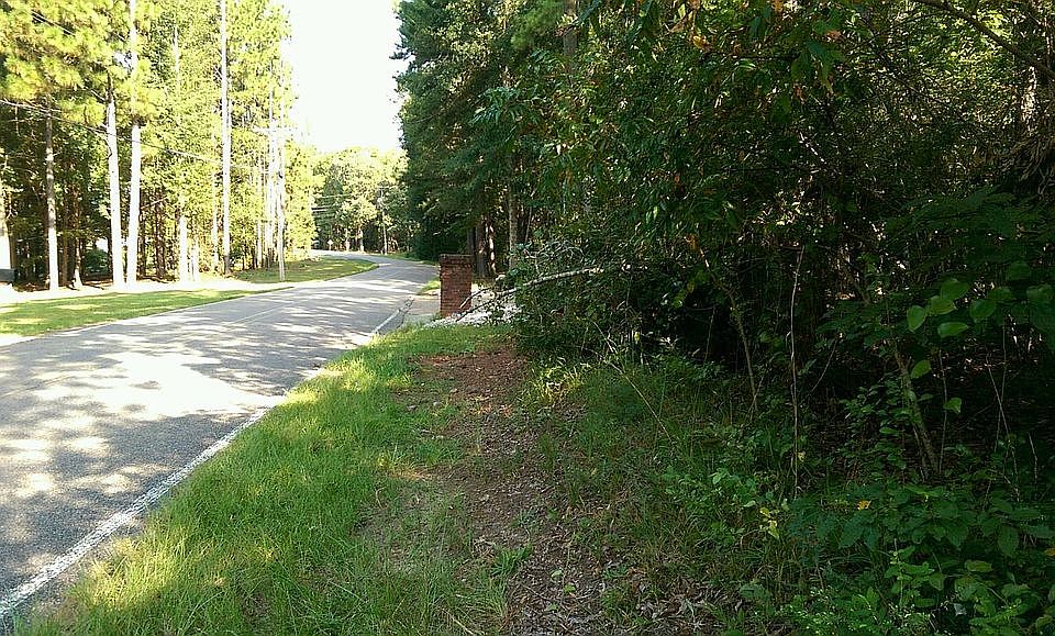 1st image of 136 Balboa Dr