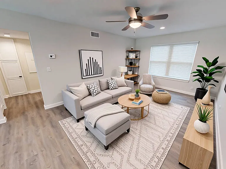 Treemont Apartments — Photo 10