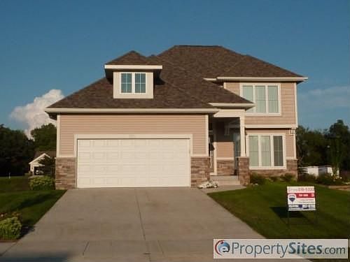 1st image of 5736 Beyhill Dr NE