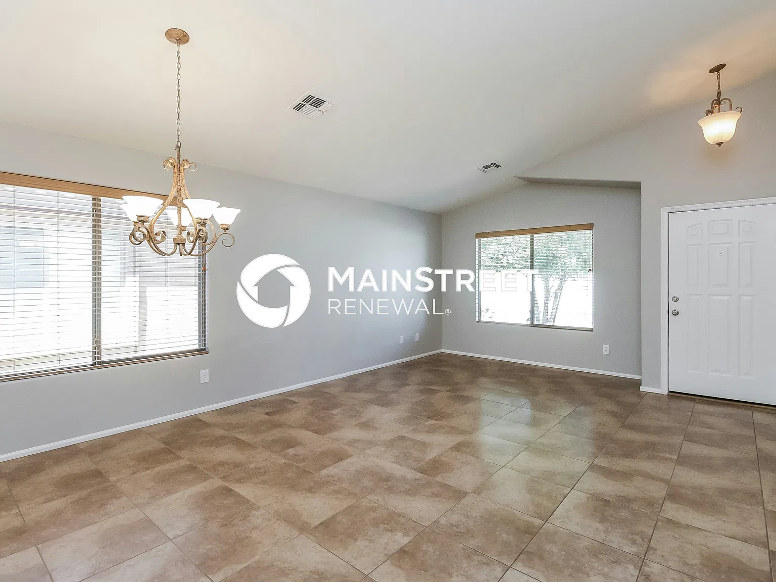 5529 W Jones Ave — Photo 3