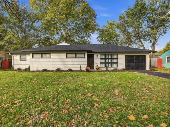 2505 SW Seabrook Ave, Topeka, KS 66614