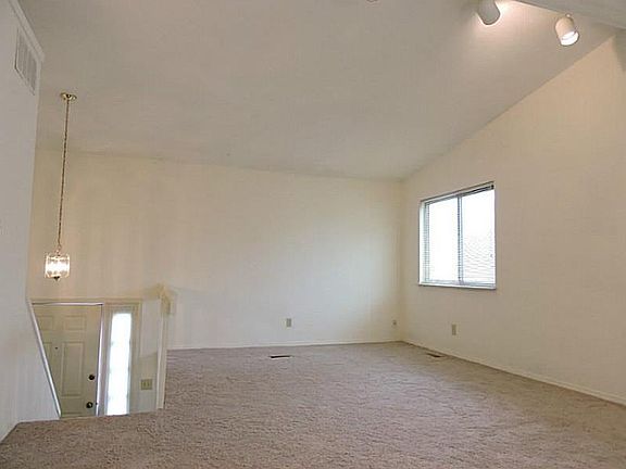 2nd image of 3139 Stillmeadow Dr