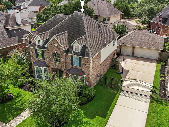 2nd image of 21007 Twisted Leaf Dr