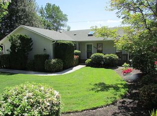 565 W D St, Springfield, OR 97477