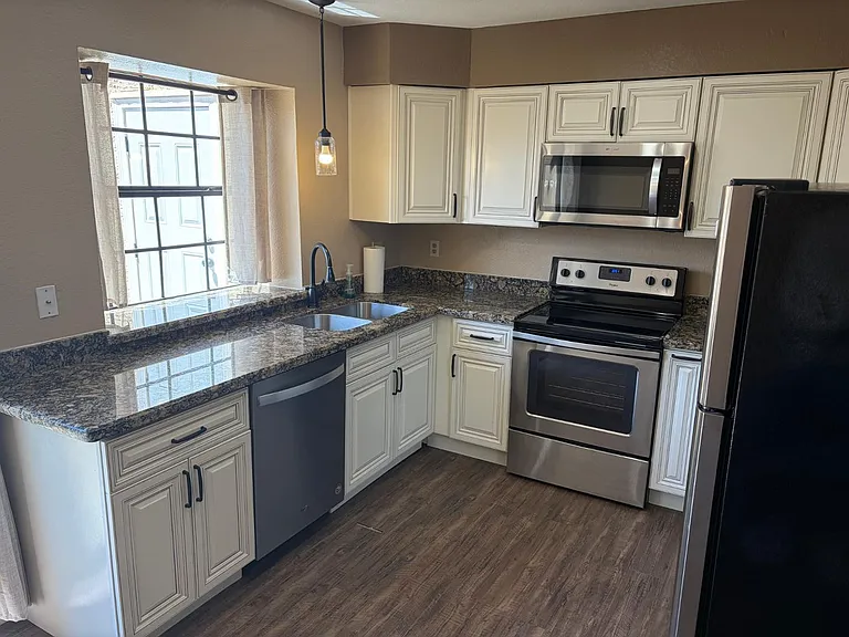 5704 E Aire Libre Ave #1086 — Photo 3