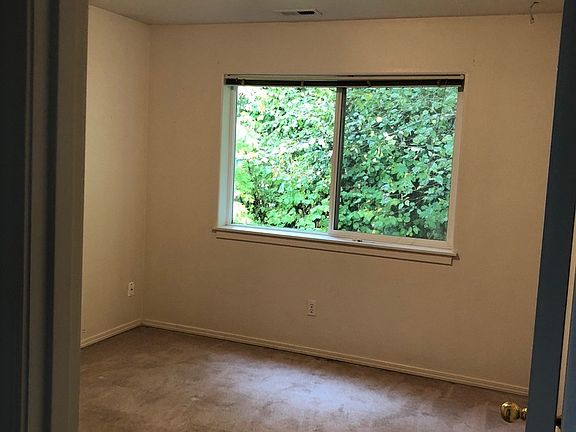 5th image of 13080 SW Creekshire Dr