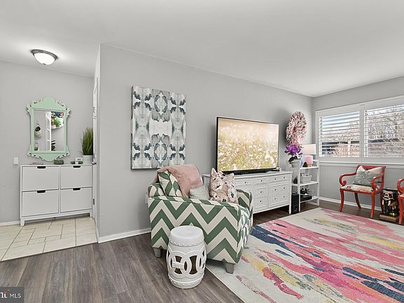 3rd image of 5111 Crossfield Ct APT 16