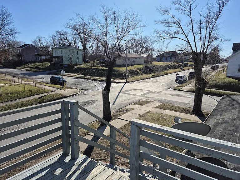 1203 Bank St #1/2 — Photo 15