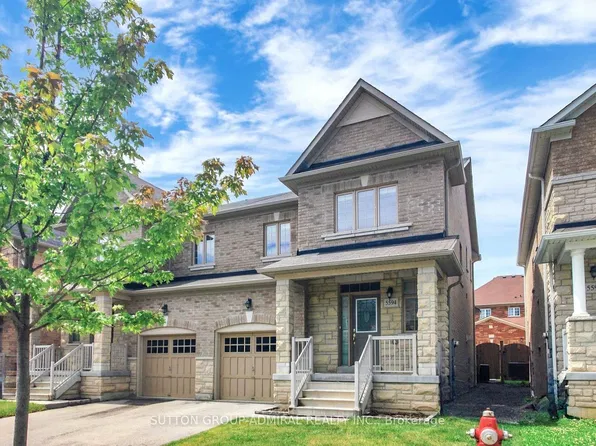 5594 Meadowcrest Ave, Mississauga, ON L5M 0V1