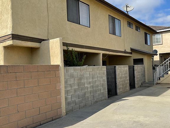 5th image of 20720 Roseton Ave